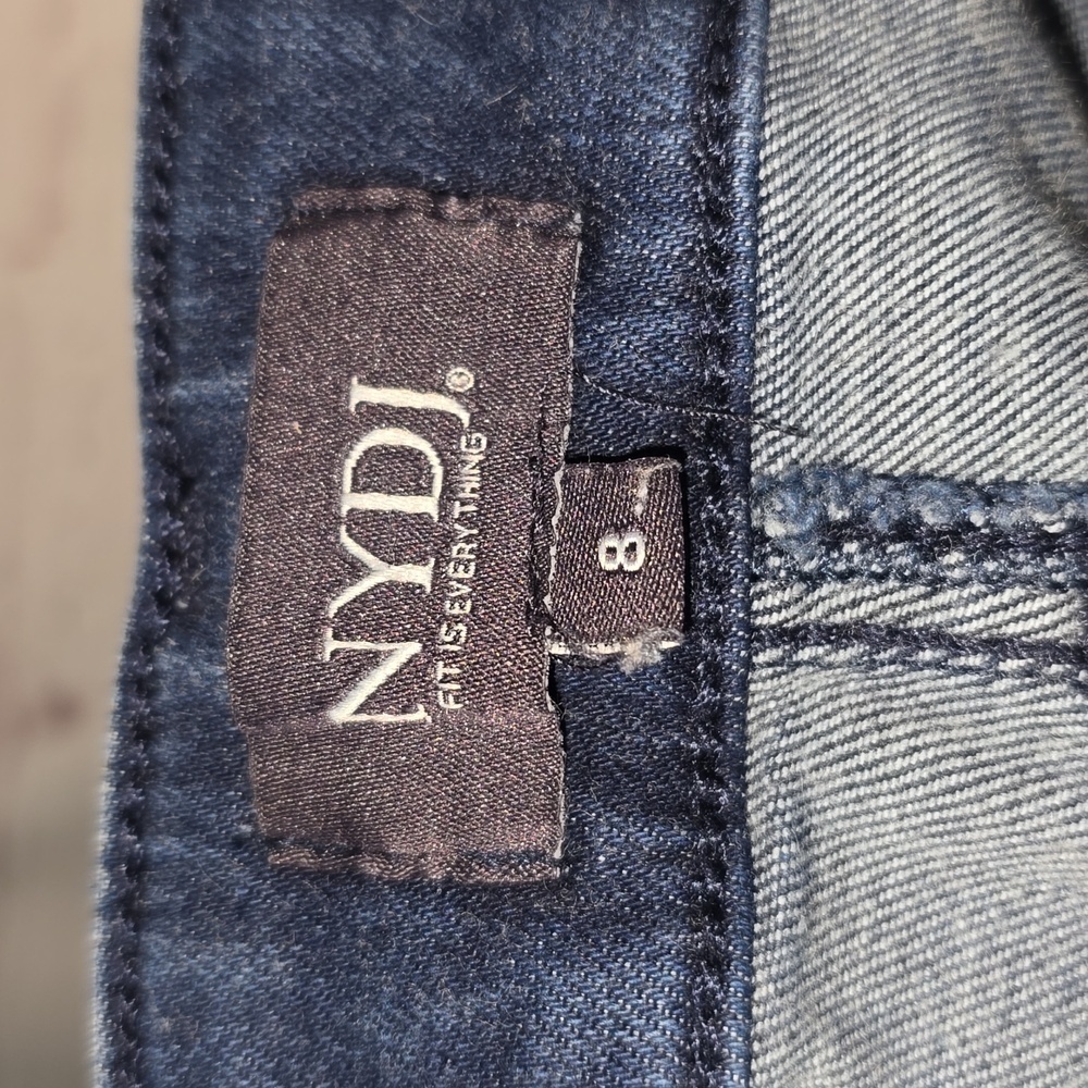 NYDJ Marilyn Straight Jeans Style# MDNAMS2678 Lift Tuck Studded Womens Size 8 - Picture 8 of 15
